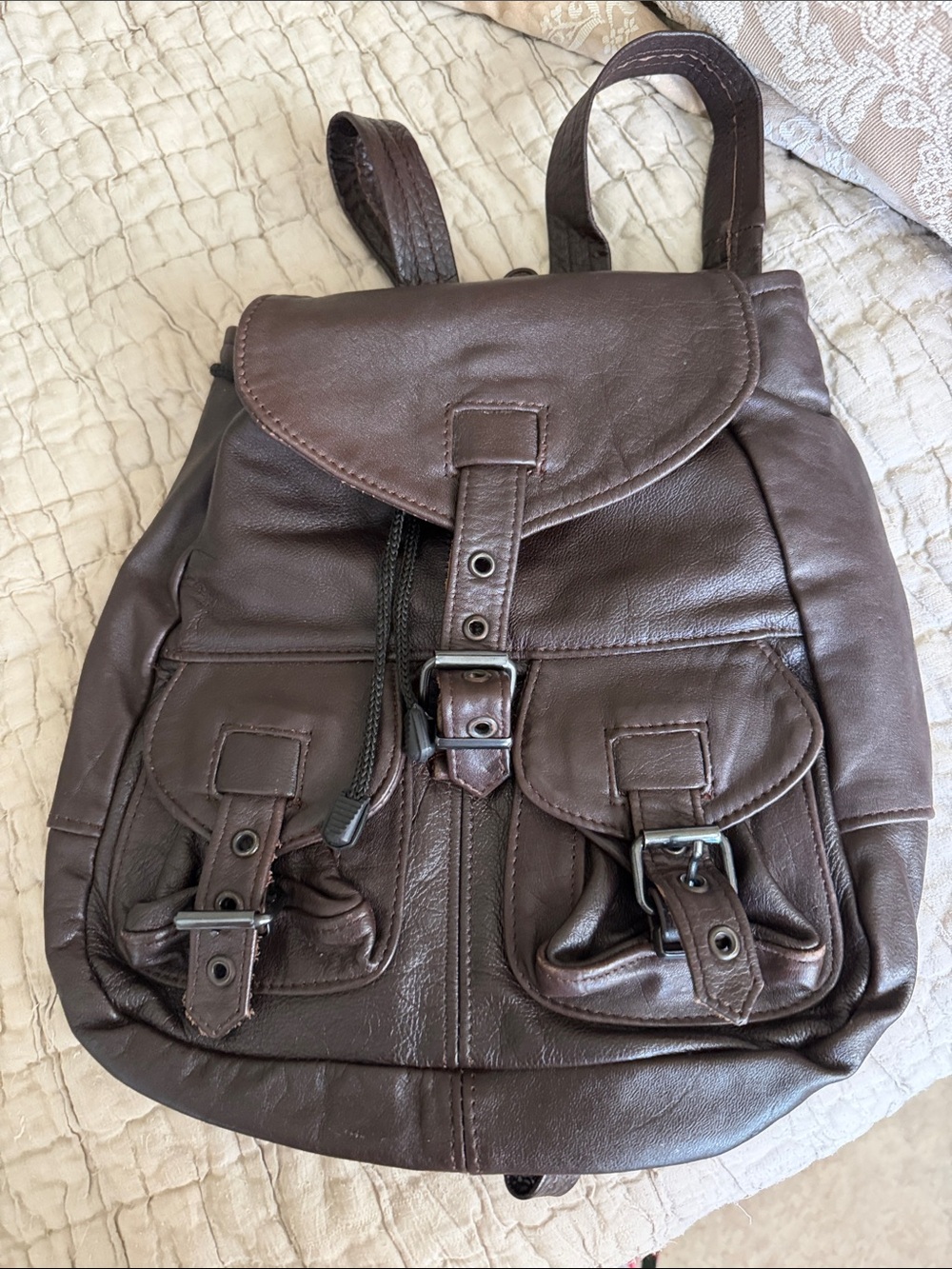 Men or women’s brown leather backpack in good condition supple clean interior - Picture 7 of 14